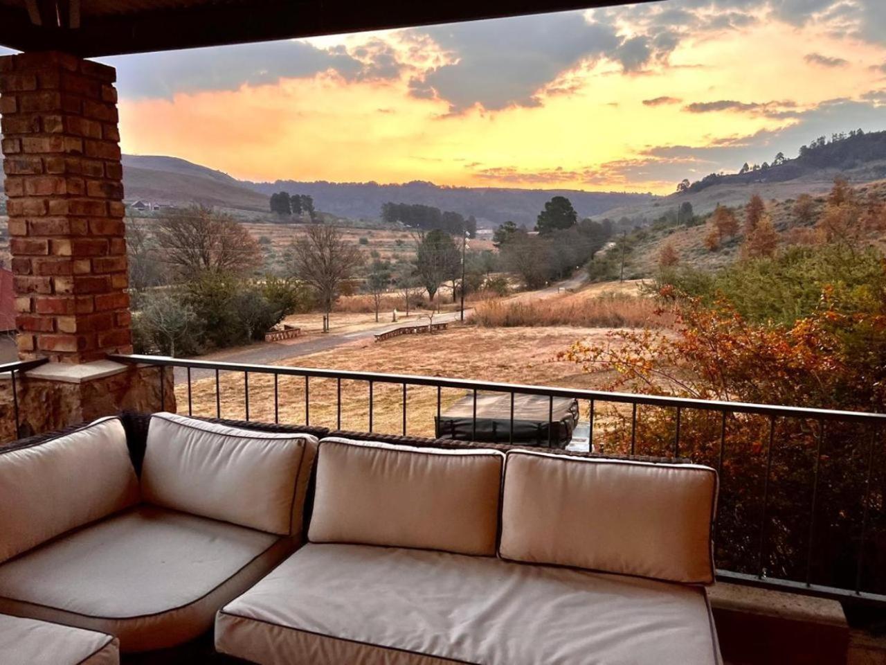 Stone Creek Mountain Lodge Dullstroom Buitenkant foto