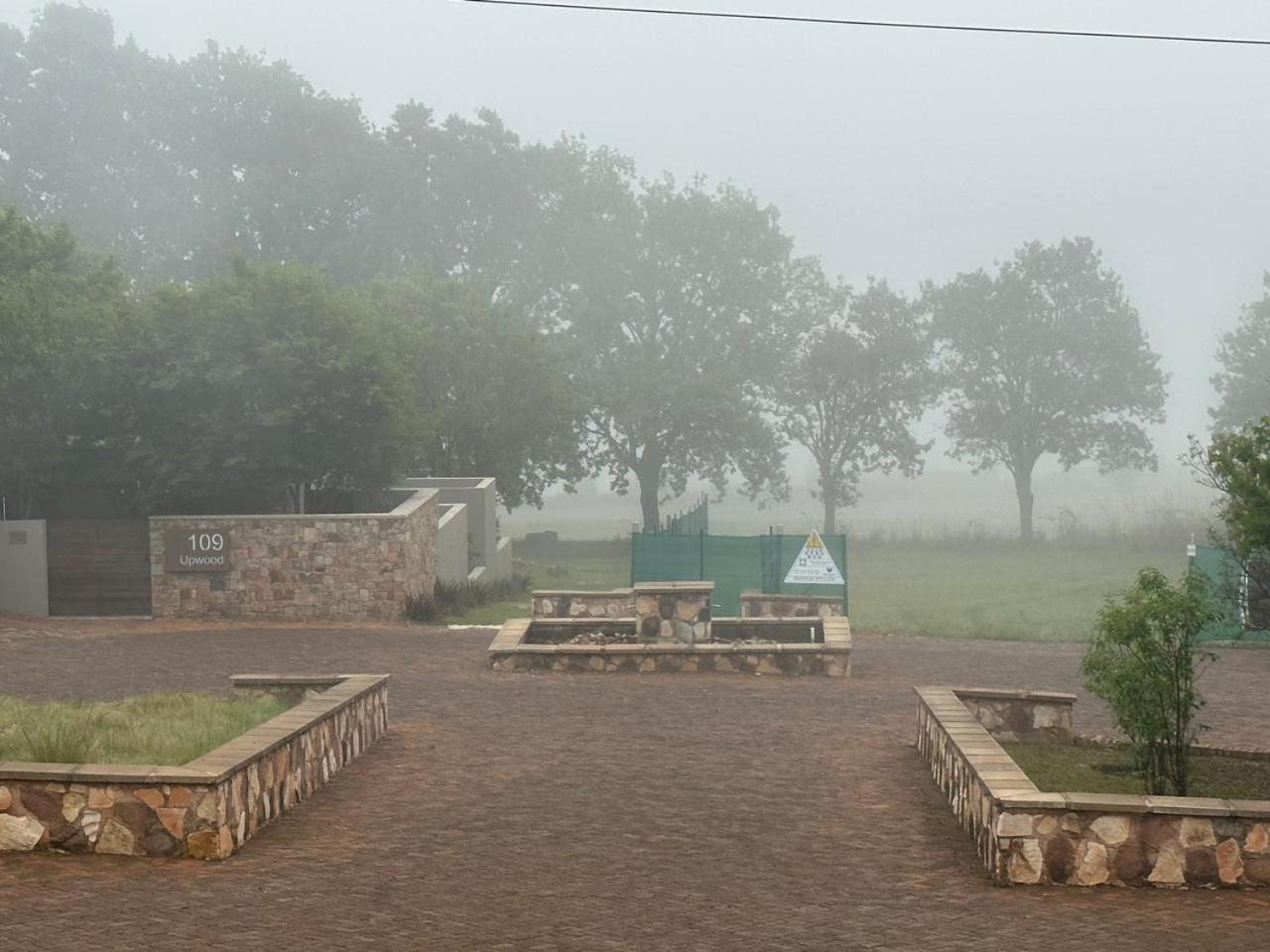 Stone Creek Mountain Lodge Dullstroom Buitenkant foto